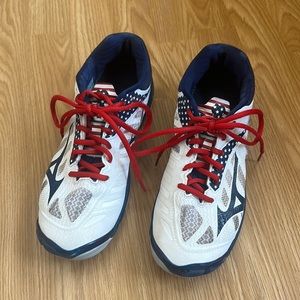 Mizuno Wave Lightning Z4 Womens Stars & Stripes Volleyball Shoes (Size: 9)